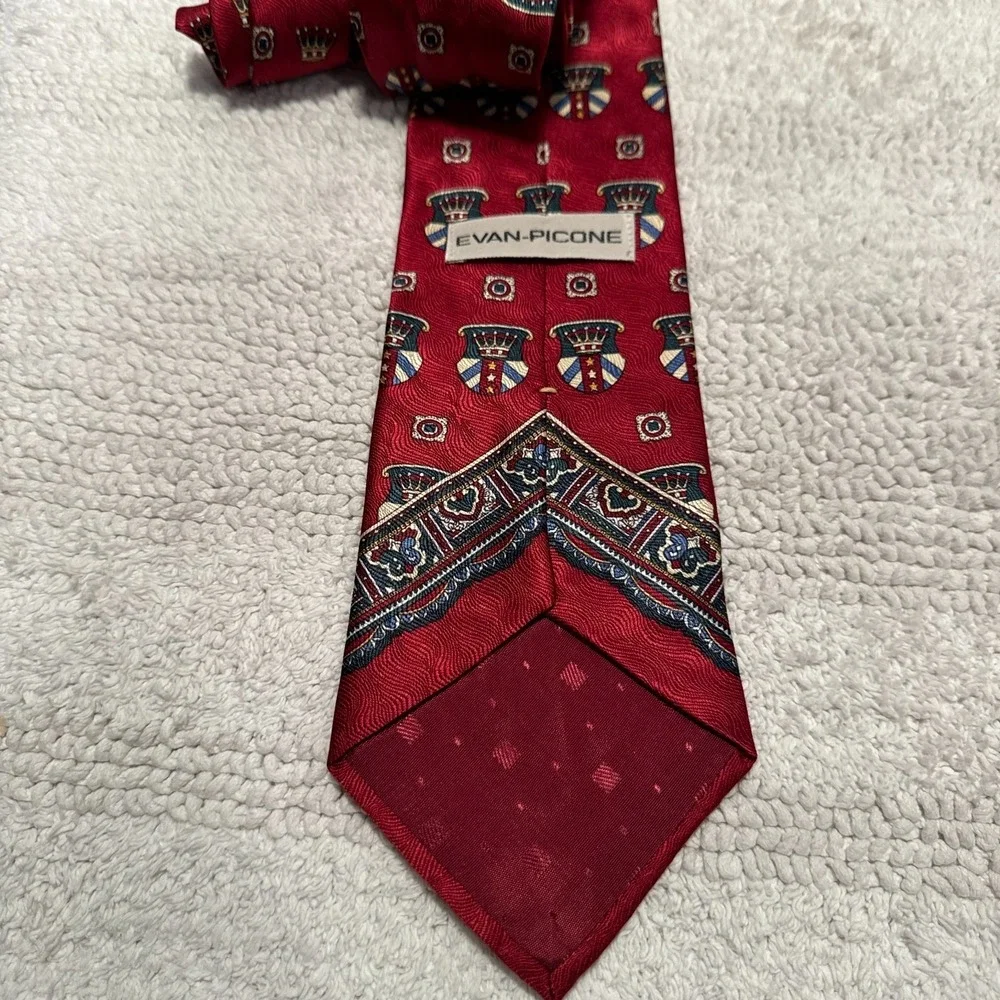 Evan Picone Tie Red Art Deco Medallion Monogram Geometric Silk Old Money USA
